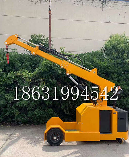 临漳县随车吊机12V24V1吨随车吊随车吊机全电动液压吊机12V24V1吨随车吊多少钱1吨电动吊机多少钱