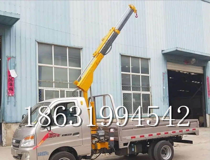 临漳县随车吊机12V24V1吨随车吊随车吊机全电动液压吊机12V24V1吨随车吊多少钱1吨电动吊机多少钱