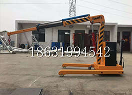 临漳县随车吊机12V24V1吨随车吊随车吊机全电动液压吊机12V24V1吨随车吊多少钱1吨电动吊机多少钱